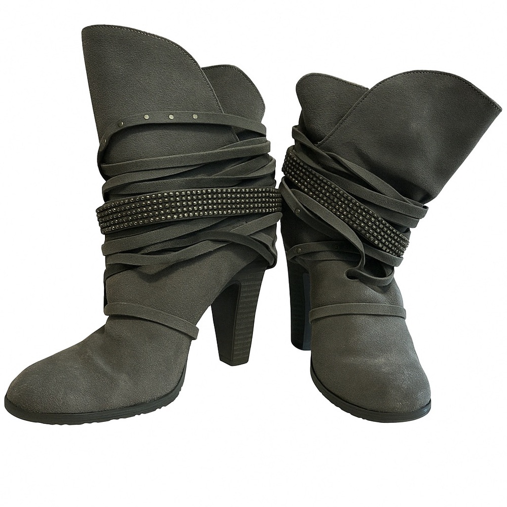 Santa Ana Spirit – Naughty Monkey Studded Grey Suede Boots (Size 6)